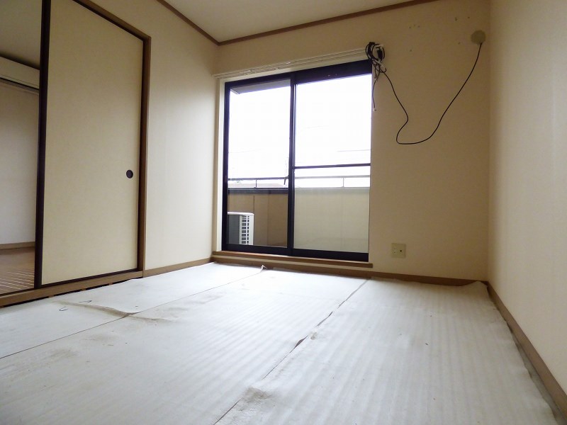 東京都府中市多磨町２丁目 リビング