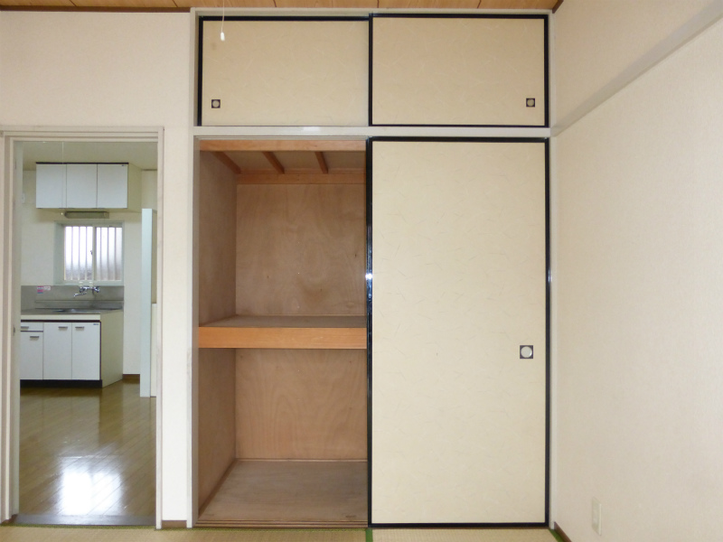 東京都府中市本宿町２丁目 収納