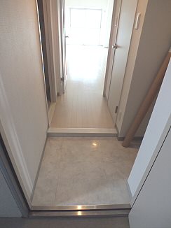 東京都世田谷区南烏山１丁目 玄関