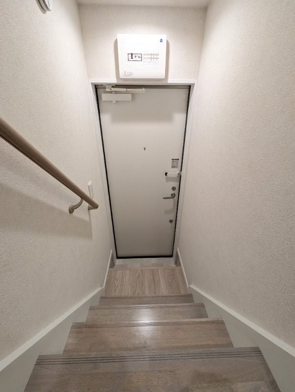 東京都調布市上石原３丁目 玄関