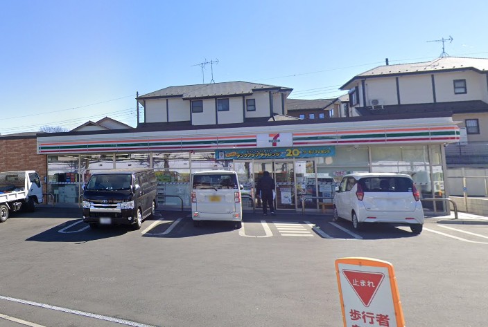 神奈川県川崎市麻生区千代ケ丘３丁目 コンビニ