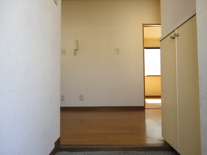 グランディオール原 玄関