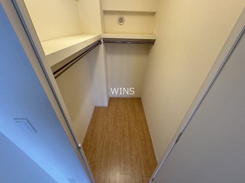 福岡県福岡市博多区築港本町 収納