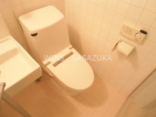 アクス上北沢アパートメンツ  トイレ