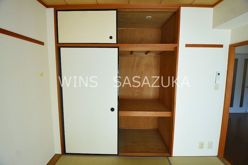 クレスト和泉  収納