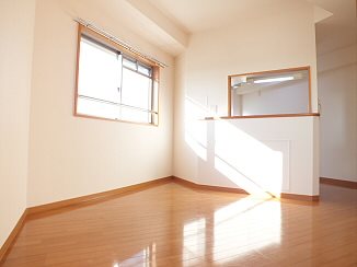 東京都世田谷区上北沢４丁目 リビング