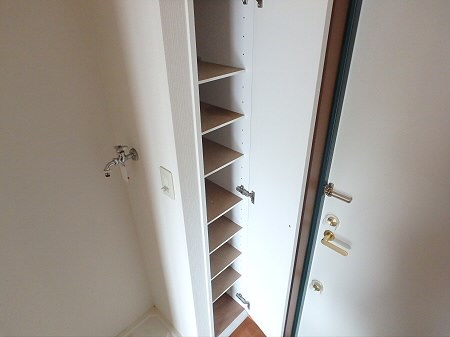 エルシオン 玄関