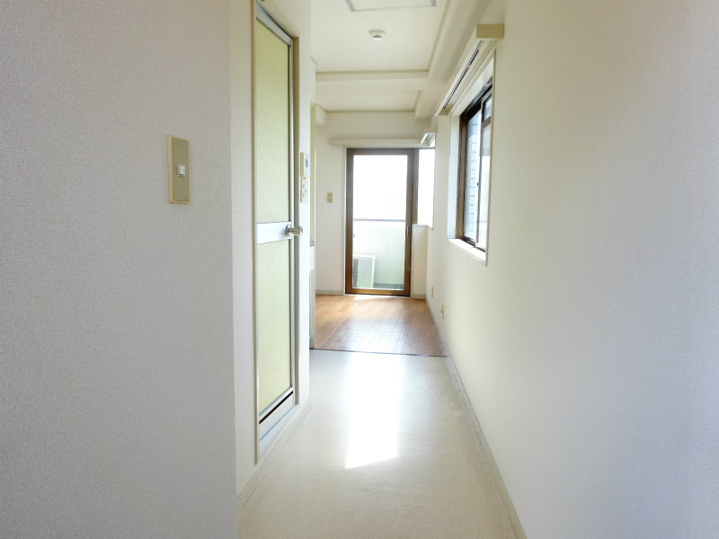東京都府中市緑町３丁目 玄関
