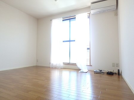 マロニエハイツ ベッドルーム