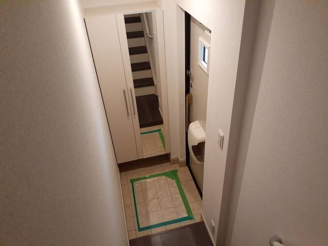 東京都府中市白糸台３丁目 玄関