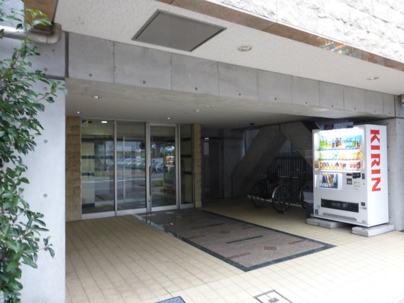 東京都府中市宮町１丁目 エントランス