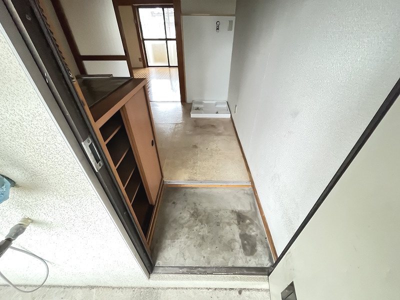 第一前原コーポ 玄関