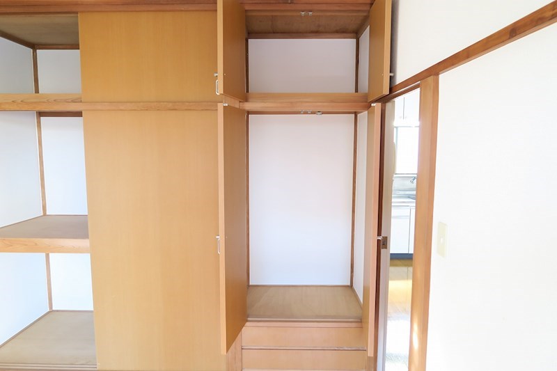 東京都府中市片町１丁目 収納