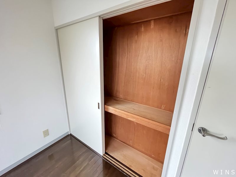 レヂデンス淡島 収納