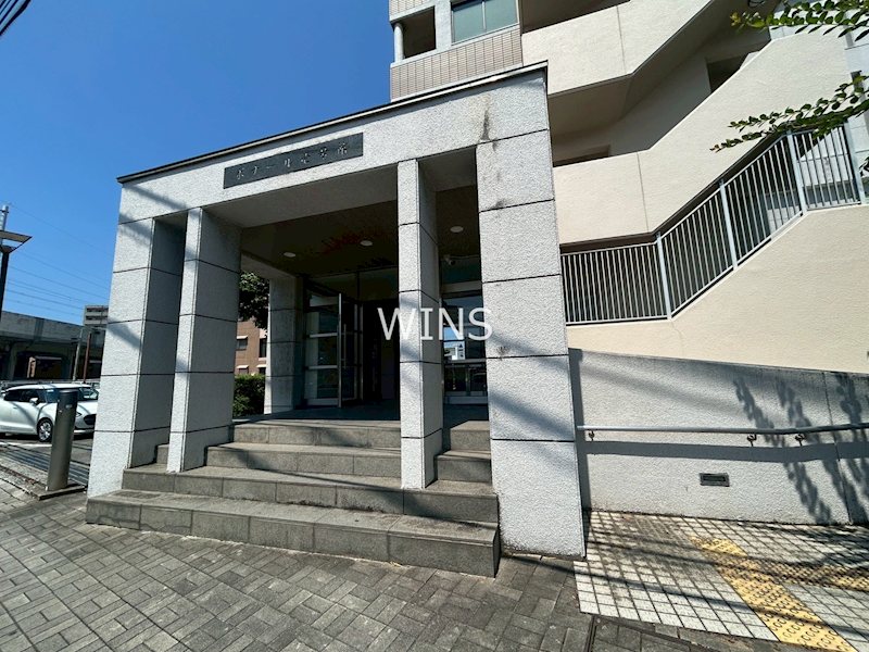 福岡県福岡市博多区吉塚６丁目 エントランス