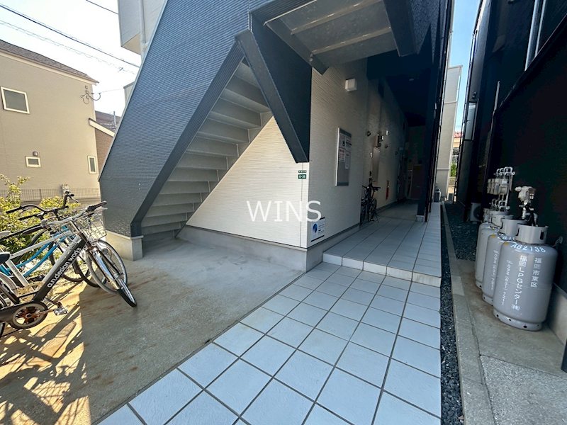 福岡県福岡市東区名島３丁目 エントランス