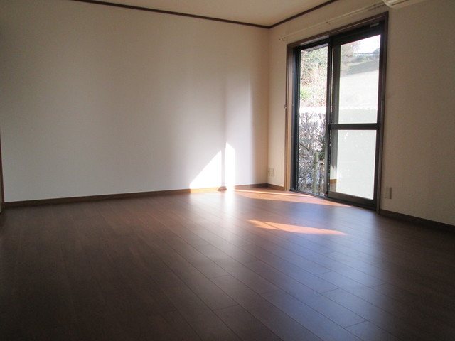 神奈川県川崎市多摩区菅仙谷２丁目 リビング