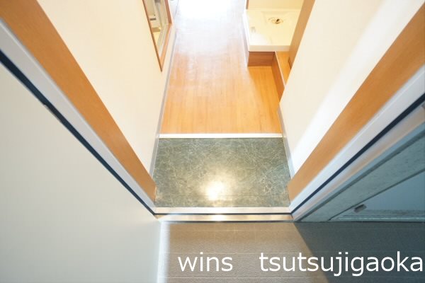 クワイエットプレイス 玄関