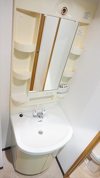 東京都世田谷区給田４丁目 洗面所