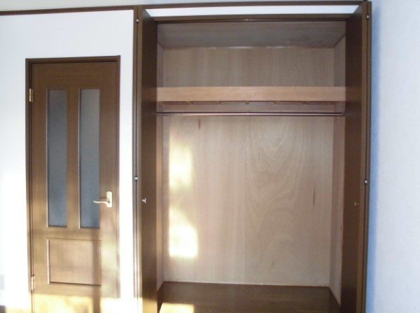 神奈川県川崎市多摩区中野島１丁目 収納