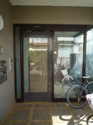 東京都世田谷区北烏山９丁目 エントランス