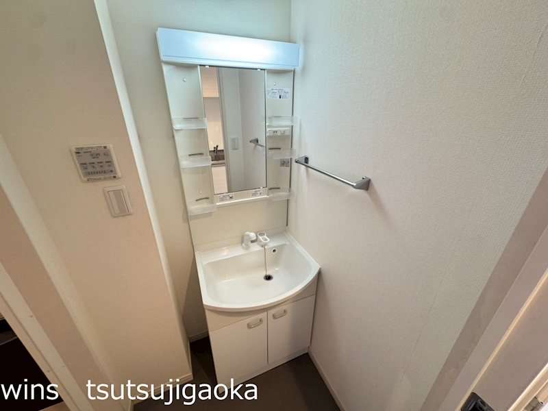 リブリ・調布 洗面所