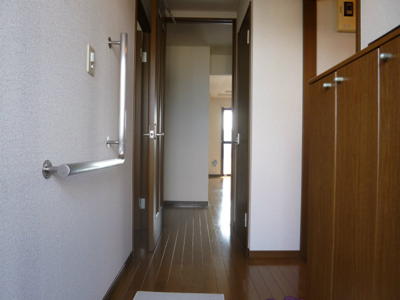 東京都府中市四谷４丁目 玄関