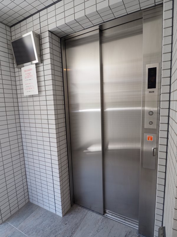 東京都府中市住吉町１丁目 エントランス
