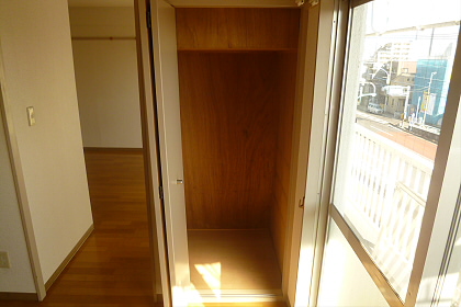 東京都府中市本宿町１丁目 収納