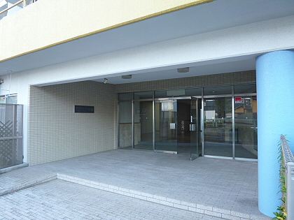 東京都府中市本宿町１丁目 エントランス