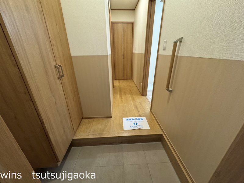 メゾンリエール 玄関