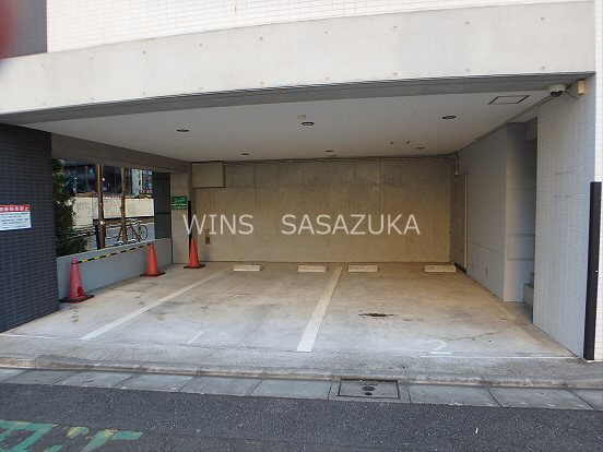 プレミアステージ笹塚 駐車場