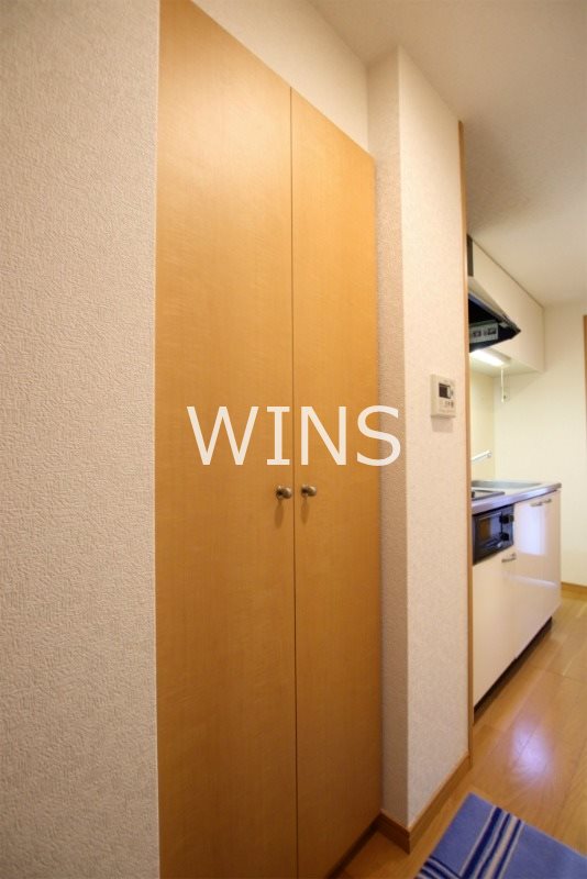 福岡県福岡市東区箱崎ふ頭３丁目 収納