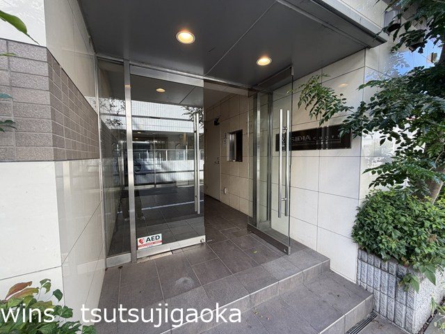 レジディア調布 エントランス
