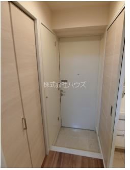 高輪ハウス 玄関