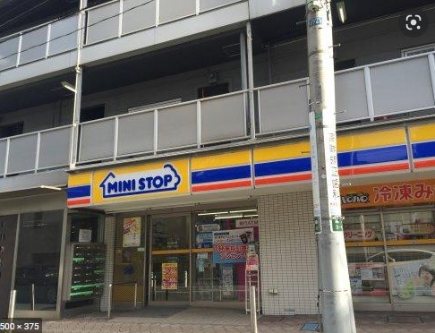 Artz白金台 コンビニ