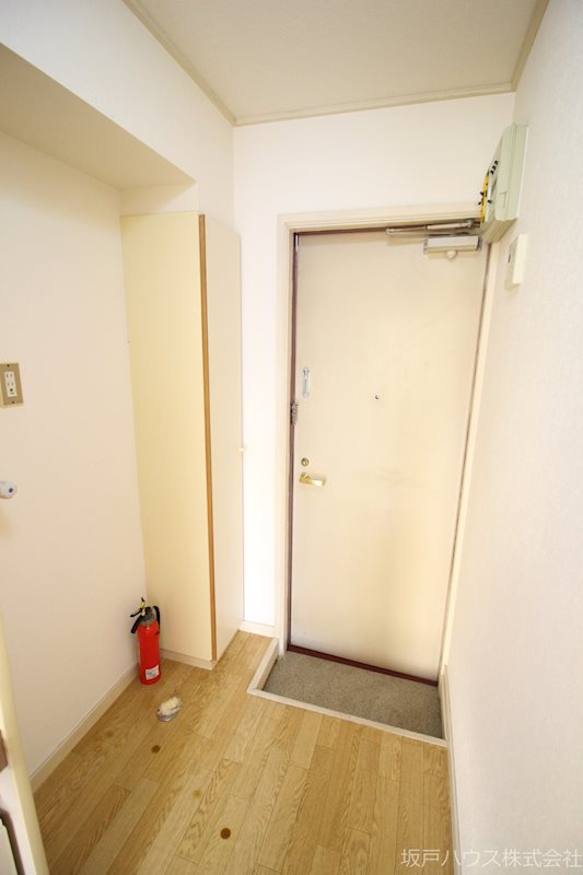 メゾン南町 玄関