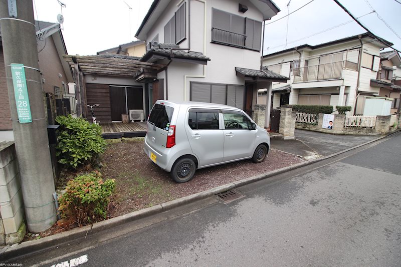 前久保南４丁目貸家 駐車場