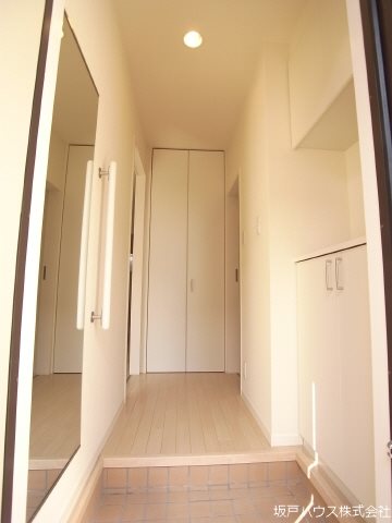 ソリエ 玄関