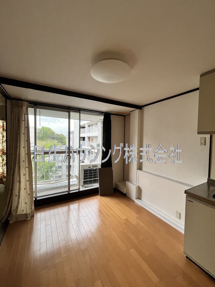 泉ヶ丘コーポラスＢ棟 リビング