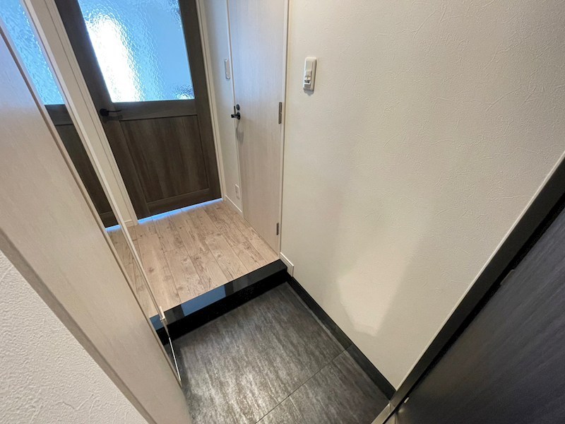 レヴァンテ浅草 玄関
