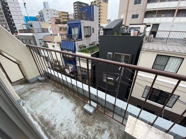 ビューティフル　ビラ ベランダ