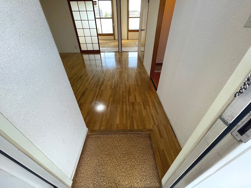 コスモハイツ 玄関