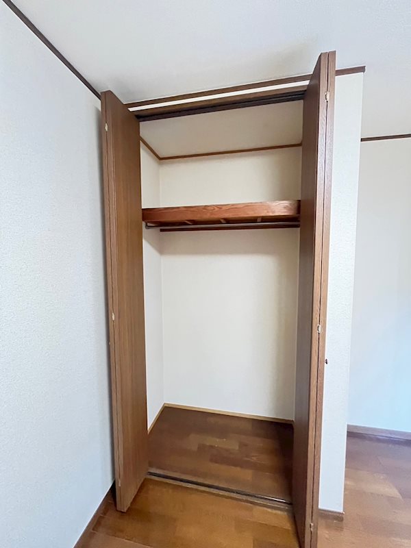 エステート田辺 収納