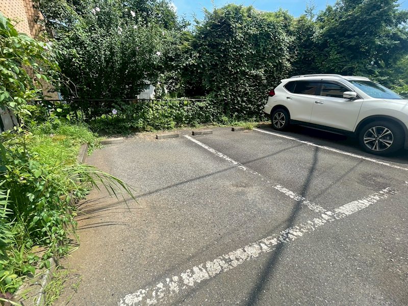 サンハイツ 駐車場