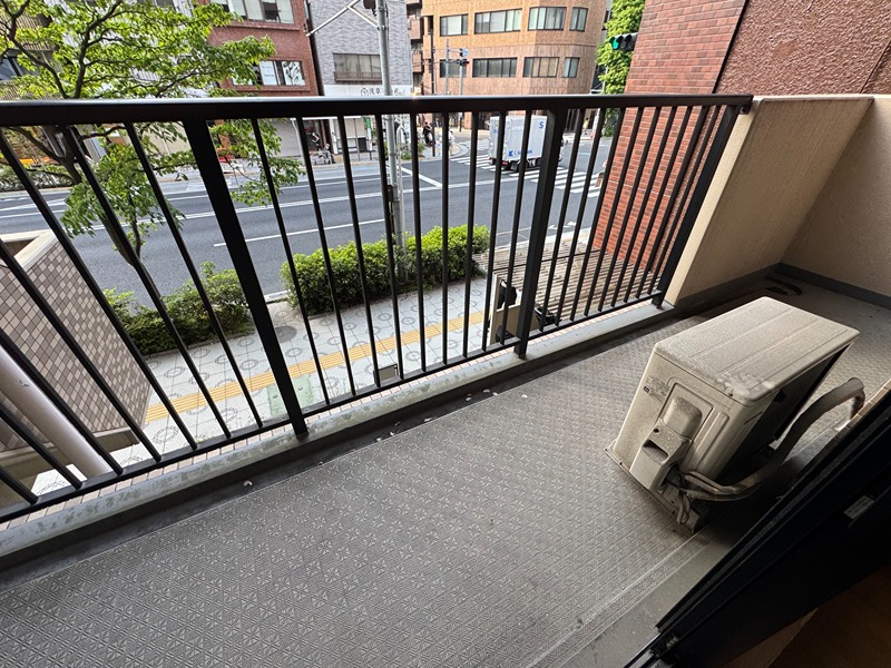 フォリア浅草 ベランダ