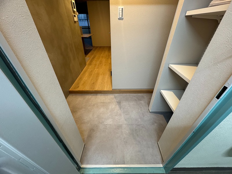 辰巳マンション 玄関