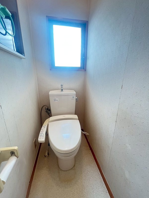 めじろ台２丁目貸家 トイレ
