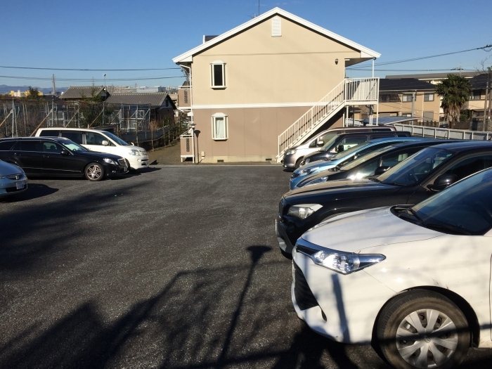B-FLAT 駐車場