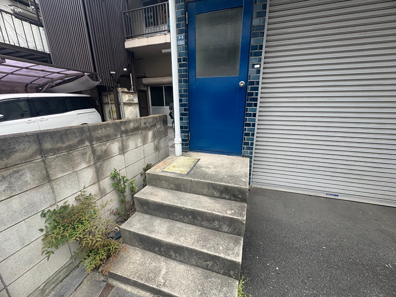 稲垣ビル エントランス